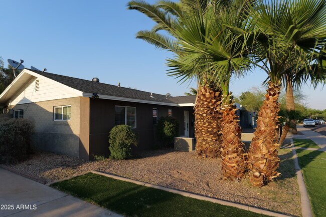 Foto del edificio - 7520 E Coolidge St