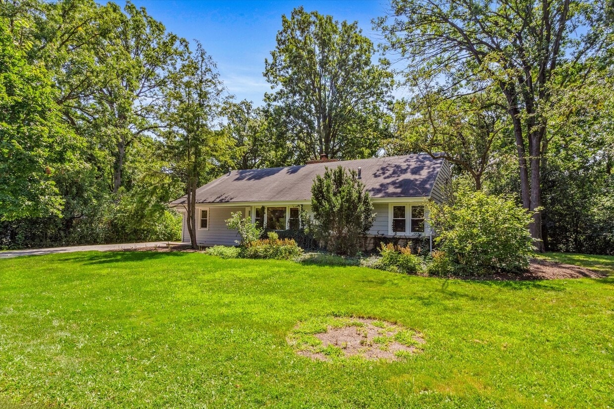 Primary Photo - 1700 Berkeley Rd