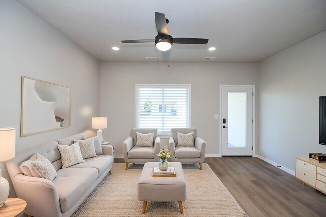 Foto del edificio - Wheatridge Apartments & Townhomes