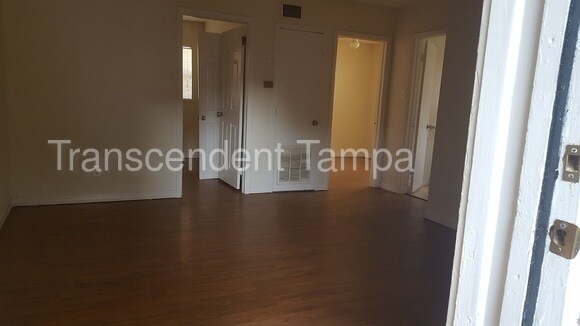 Building Photo - 3711 E Ida St