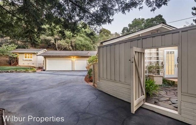 Building Photo - 5 br, 4 bath House - 286 Willowbrook Drive