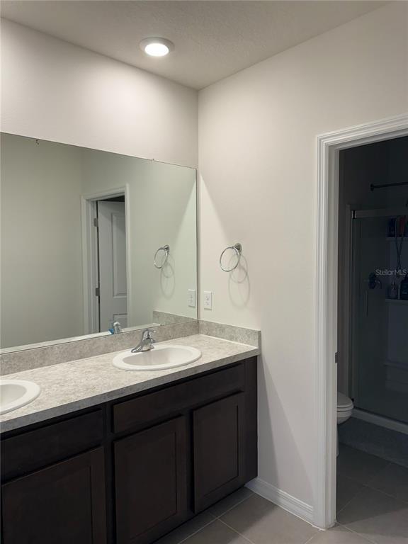 Foto del edificio - 16177 Glowing Grove Ave