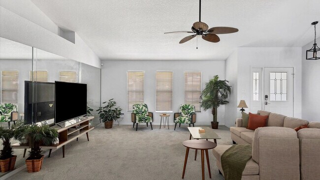 Building Photo - 260 Coronado Dr