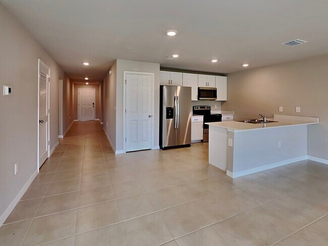 Building Photo - 4731 Gillot Blvd