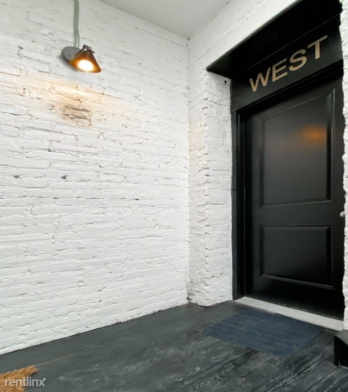 Foto del edificio - 3 br, 2 bath Apartment - 3345 W Fullerton Ave
