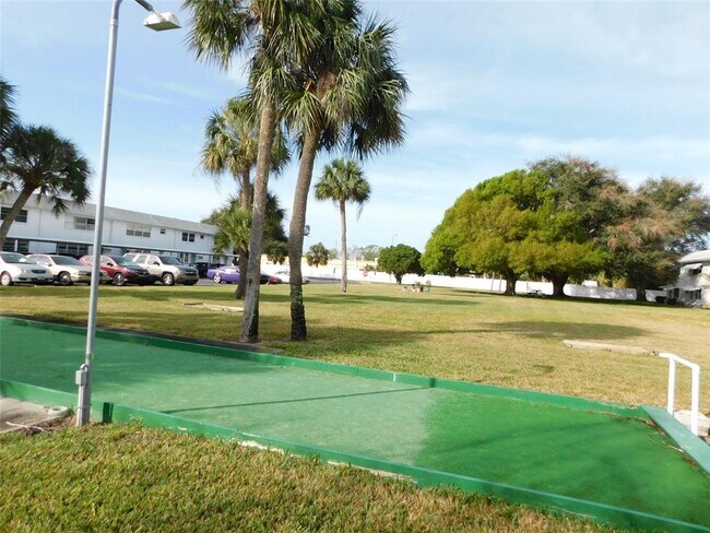 Foto del edificio - 5217 81st St N