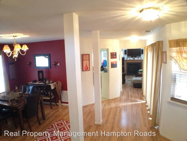 Building Photo - 3 br, 2.5 bath House - 1508 Chateau Run
