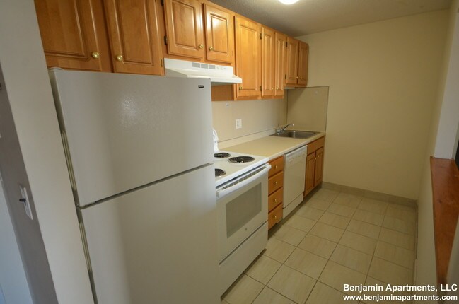 Foto del edificio - 122 Dustin St