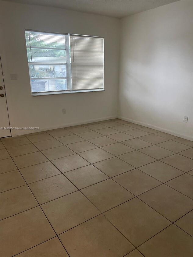 Foto del edificio - 5530 SW 36th St