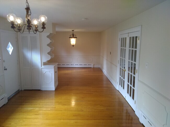 Foto del edificio - 265 Strawtown Rd