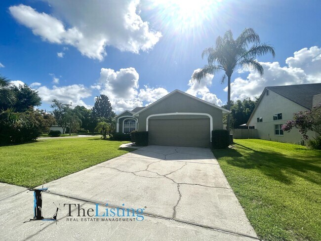 Photo - 444 Long Pine Dr House