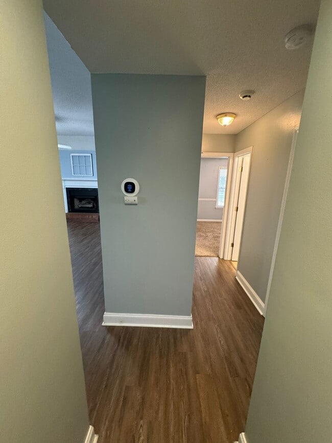 Building Photo - 111 Weatherstone Pl