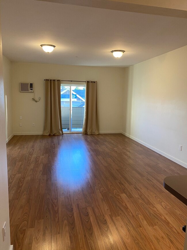Foto del edificio - 1312 13th St