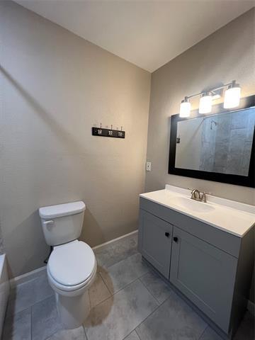 Building Photo - 1216 E Park Dr