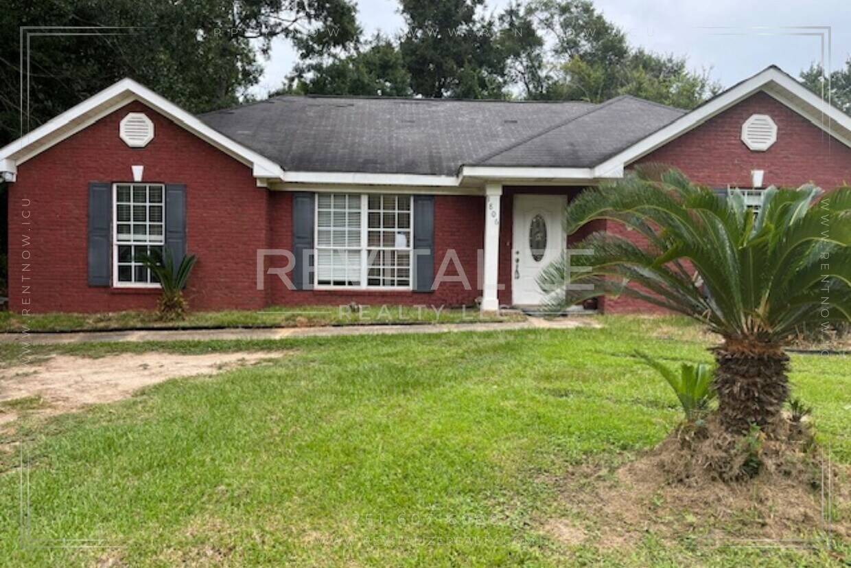 Foto principal - Newly Renovated Brick Home!