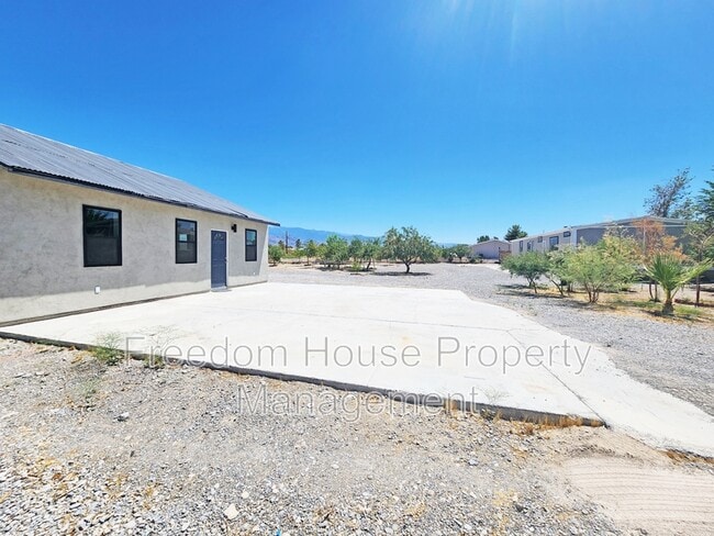 Building Photo - 1830 Casey Rd