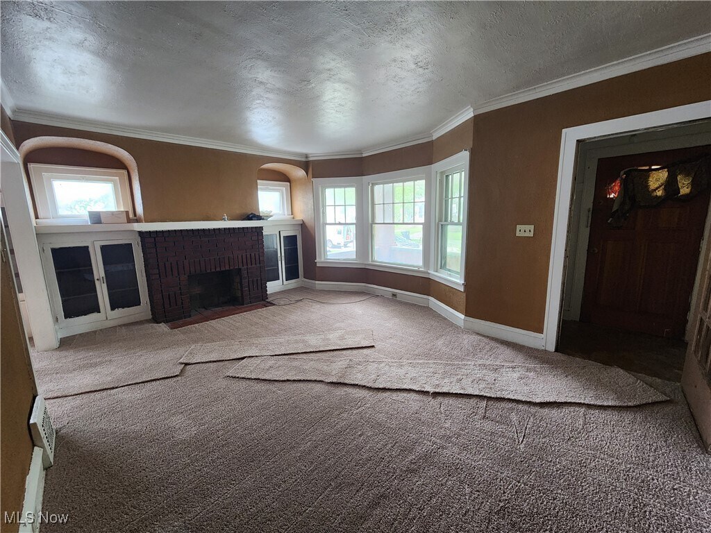 820 Helmsdale Rd Cleveland Heights, OH 44112 – photo 2