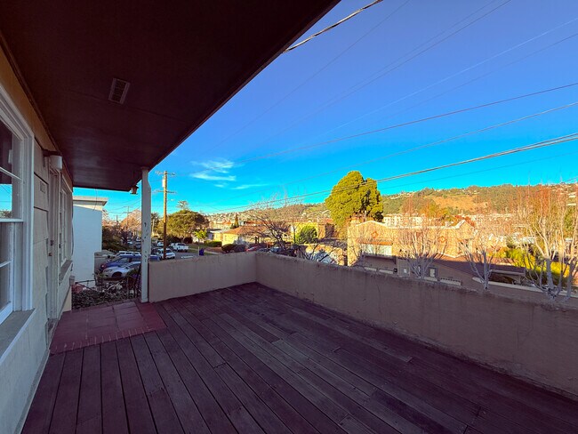 Photo - 1683 San Benito St House