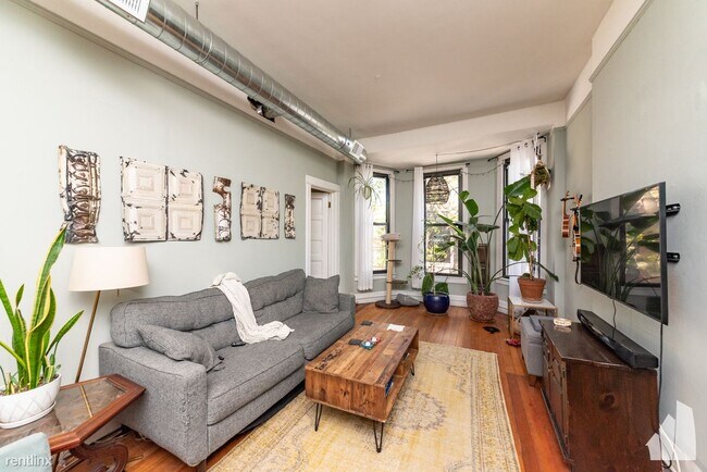 Foto del edificio - 2 br, 1 bath Condo - 3336 N Sheffield Ave