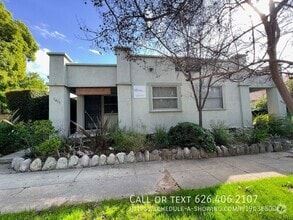 Building Photo - 1417 Grevelia St