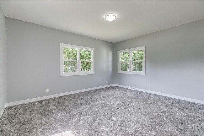 Building Photo - 6580 W 2100 S