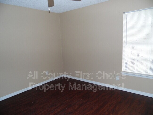 Foto del edificio - 10200 Gandy Blvd N