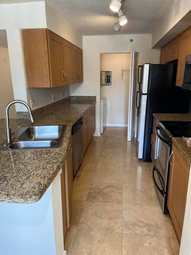 3299 Clint Moore Rd Unit 107, Boca Raton, FL 33496 Condo for Rent in