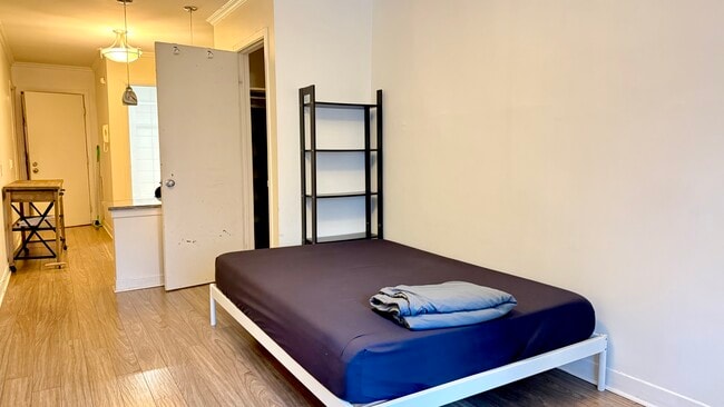 Building Photo - 3617 Rue Sainte-Famille