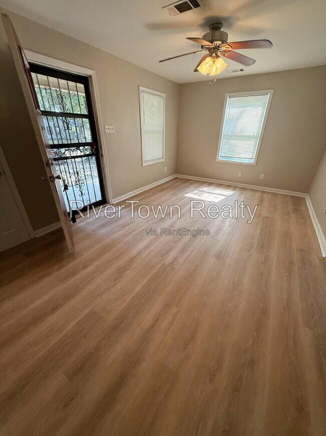 Photo - 3889 Tuggle Avenue House