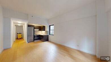 Building Photo - 222 E 39th St