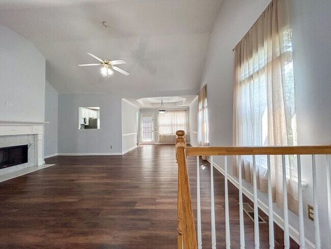 Building Photo - 1210 Cumberland Creek Pl SW