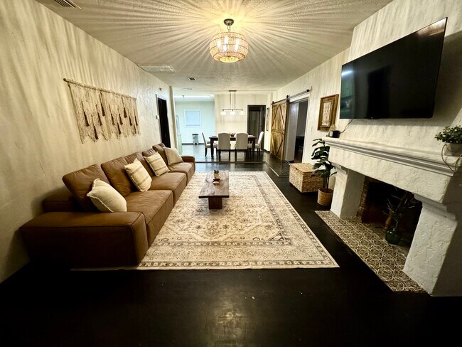 Foto del edificio - 126 Highland St