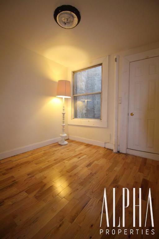 Foto del edificio - 512 E 13th St