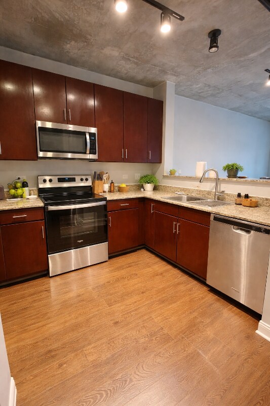 Foto del edificio - 900 S Clark St