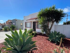 Building Photo - 712 S 37th St