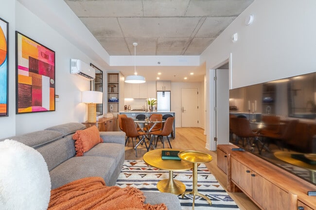 Photo du bâtiment - 450 Rue Saint-François-Xavier-SI ID1602104P