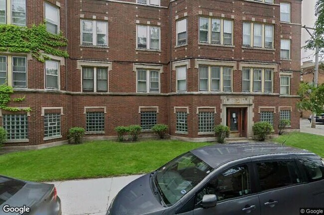 Front Entrance Building - 447 E 81st St