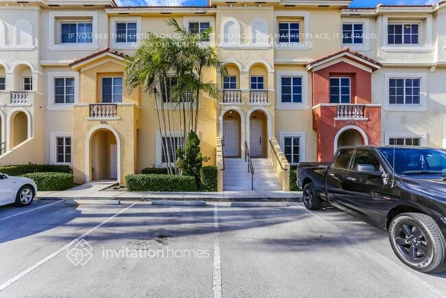 Building Photo - 12421 SW 50th Ct