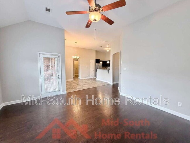 Photo - 7472 Kylan Dr House