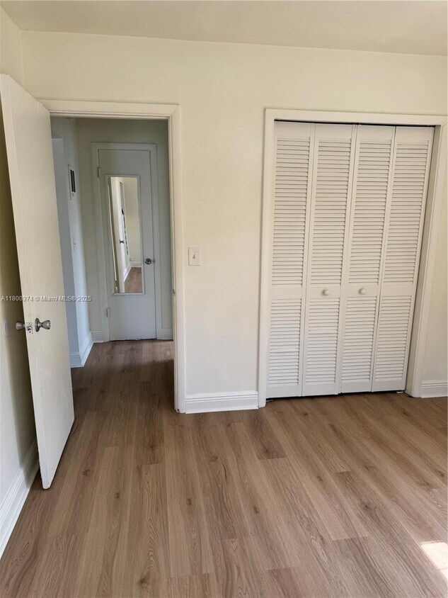Foto del edificio - 1490 NE 118th Terrace