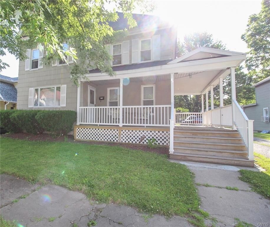 48 Holley St, Auburn, NY 13021 Room for Rent in Auburn, NY