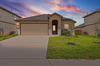 Building Photo - 388 Arbor Hills