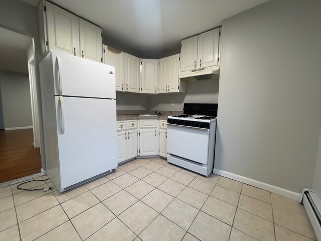 Building Photo - 188 Lembeck Ave