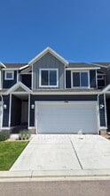 Building Photo - 346 Grassland Dr