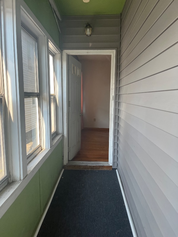 Building Photo - 203 Lamont Ave