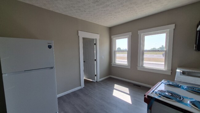 Foto del edificio - 912 Riverview Terrace