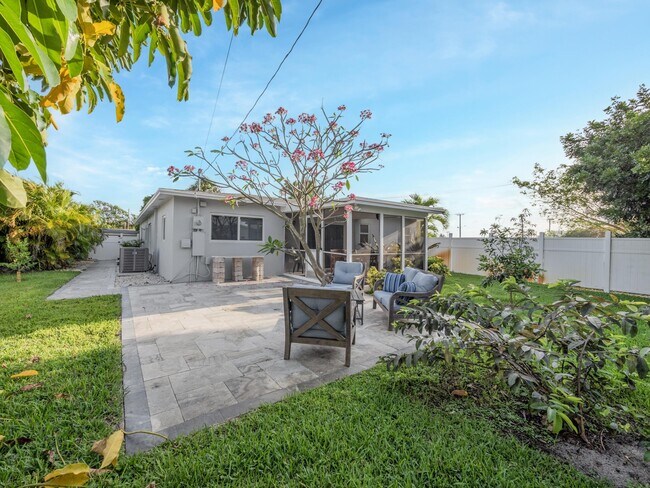 Foto del edificio - 701 SE 1st St