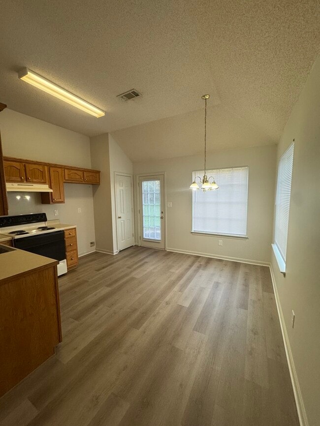 Building Photo - 2817 Misty Bay Dr