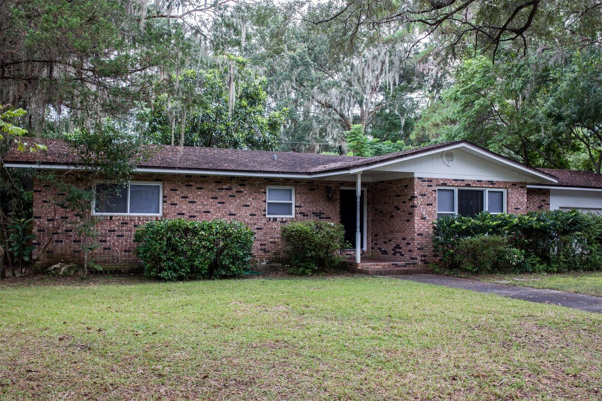 Primary Photo - 3745 NW 7th Pl