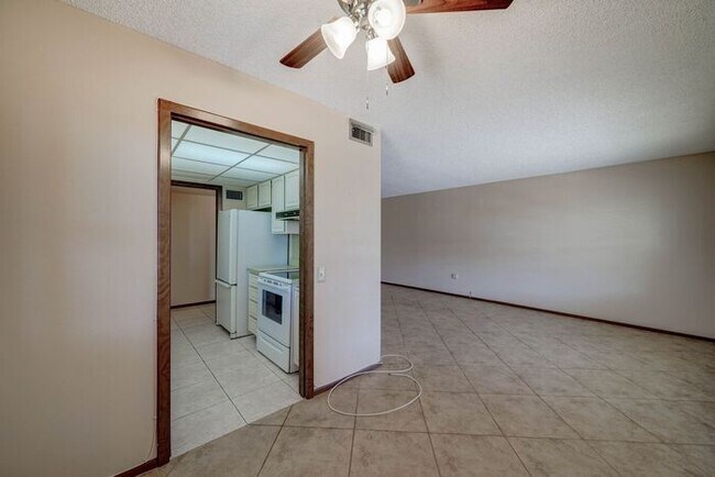 Foto del edificio - 13720 N 98th Ave